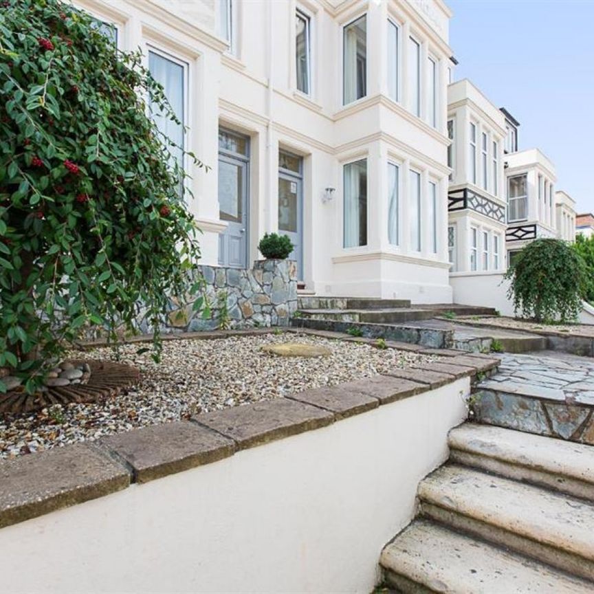 1 bedroom Flat To Let - Photo 1