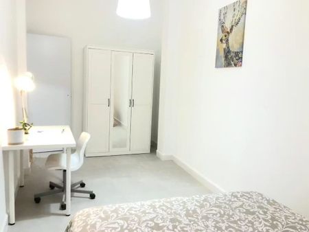 Calle Bustos Tavera, Sevilla, Andalusia 41003 - Foto 3