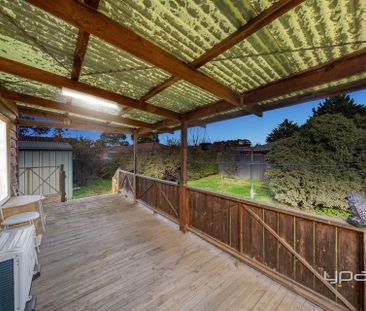 CHARM, SPACE & CENTRAL LOCATION! - Photo 6