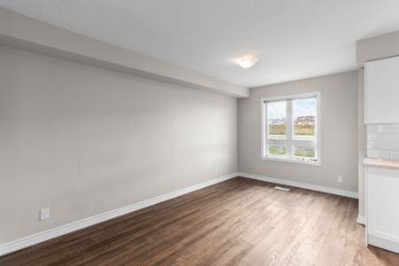 For Lease - 235 Chapel Hill Drive Unit# 23, Kitchener, Ontario - Photo 2