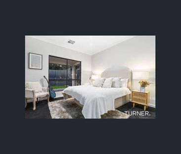 Stylish Family Living with Quality Finishes and Everyday Convenience - Photo 5