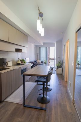 For Lease - 8 Eglinton Avenue Unit# 1710, Toronto, Ontario - Photo 1