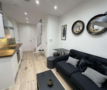 Siamese Mews, London, N3 - Photo 2