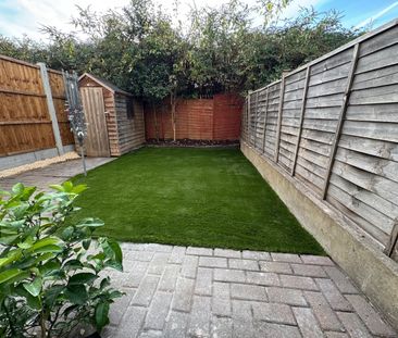 1 Bed Flat, Midland Terrace, NW10 - Photo 2