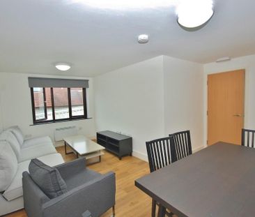 6 bedroom flat to rent - Photo 3