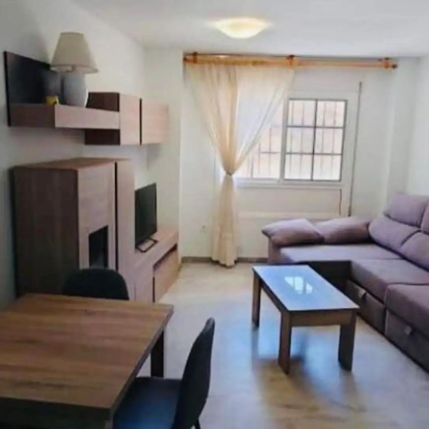 Piso de alquiler en Camino Viejo de Vélez, 71, Torre de Benagalbón - Photo 1