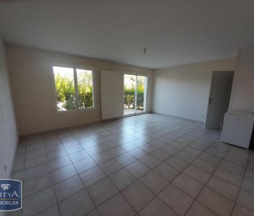 Location Appartement 2 pièces 50m² JACOB BELLECOMBETTE 73000 - Photo 2