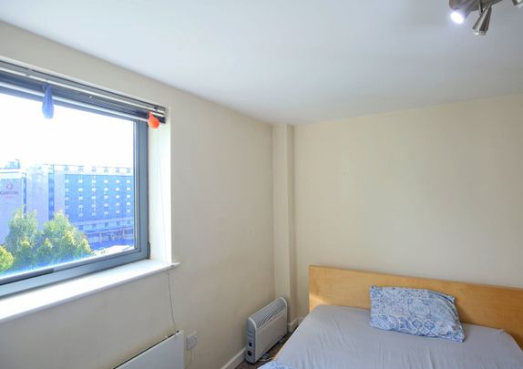 2 Bed Flat, Velocity East, LS11 - Photo 1