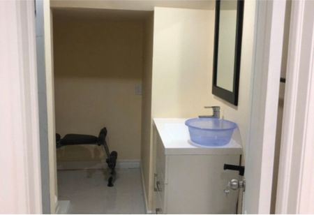 For Lease - 20 Colinayre Cres Crescent Unit# Bsmt#1, Toronto, Ontario - Photo 5