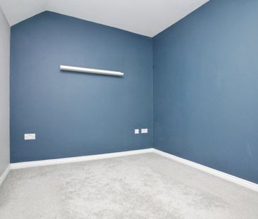 Signalman Court, RUGBY - Photo 1