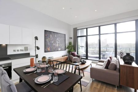 Duplex En-suite - Photo 3