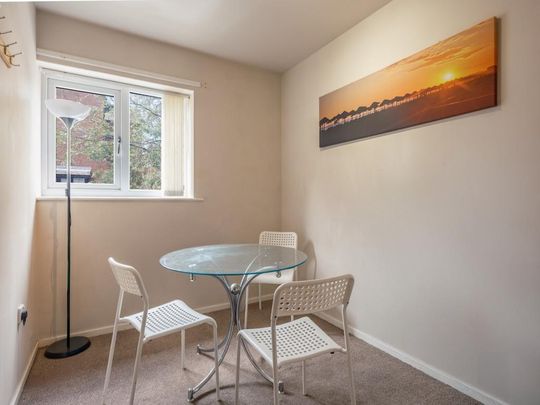 3 bedroom apartment to rent - Photo 1