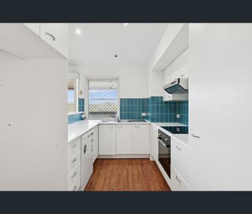 25 Cambridge St, Rocklea, Qld 4106 - Photo 3
