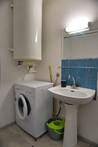 Location Appartement 1 pièce 36m² CASTELNAUDARY 11400 - Photo 3