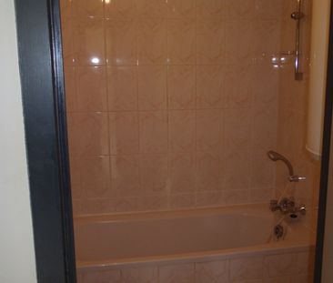 Lumineux appartement 2ch+jardin+parking à 1420 Braine-l'Alleud  Lo... - Photo 5