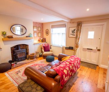 Charming, fully furnished 1 bedroom cottage in Kersey, Suffolk - Photo 1