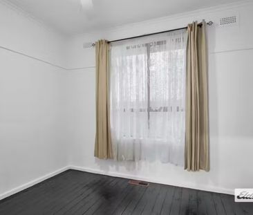 Neat home with large shed - Photo 2