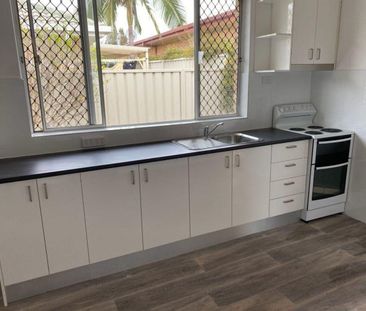 2 BEDROOM UNIT CLOSE TO THE OLD BAR BEACH - Photo 2