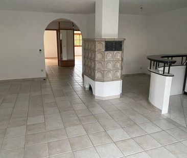 3 Zimmerwohnung mit Terrasse, Garten , Gartenhütte und Tiefgarage - Photo 4