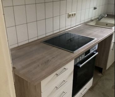 2-Zimmerwohnung mit Balkon und EBK - Foto 6