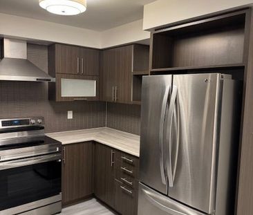 For Lease - 56 CLEGHORN Drive, Hamilton, Ontario - Photo 2