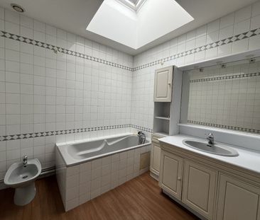 Location Appartement 4 pièces 110m² COGNAC 16100 - Photo 6