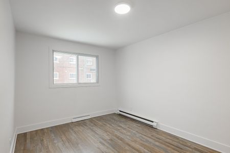 8793 Rue Curé-Legault - Photo 5