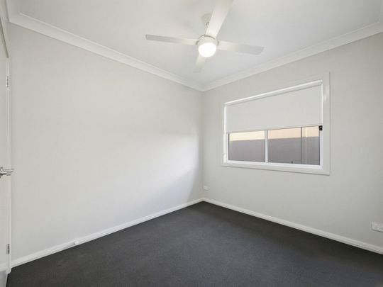 Near-new, premium family home - Photo 1