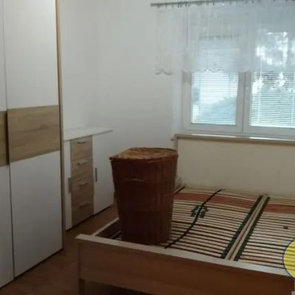 Pronájem BOV 2+1 Sadová, Hulín - Photo 1