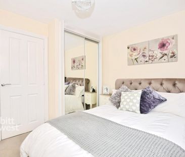 3 bedroom end of terrace house to rent - Photo 3