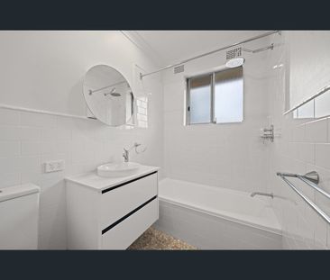 8/27 Cobar Street, Dulwich Hill, NSW 2203 - Photo 4