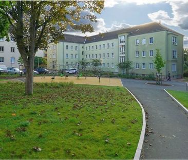 Wohnglück im Herzen der Stadt – Helle 3-Zimmer-Wohnung - Photo 2