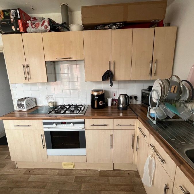 St James Street, Taunton, Somerset - Photo 1