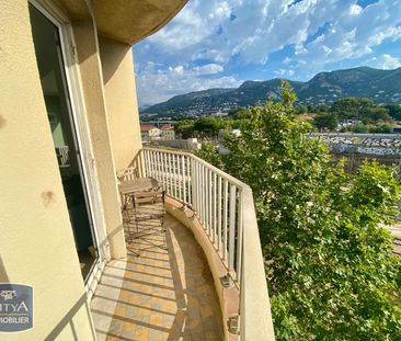 Location Appartement 1 pièce 30m² TOULON 83000 - Photo 1
