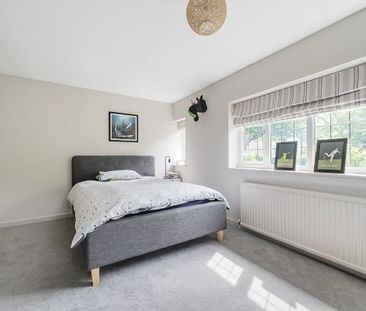 4 bedroom detached house to rent - Photo 4