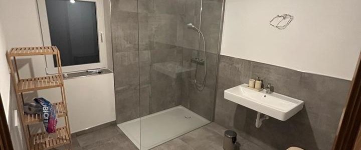 Erstbezug nach Sanierung 3,5 ZKB 125qm in Siegen - Photo 1