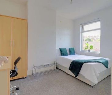 Milner Road, Brighton, BN2 - Photo 3