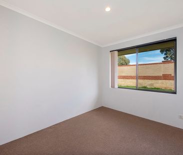 Spacious Family Living - Photo 6