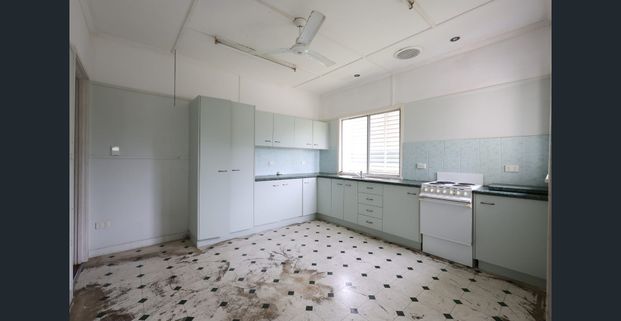 Available Now / Short Term Tenancy Available! - Photo 1