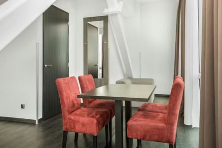 Calle del Divino Pastor, Madrid, Community of Madrid 28004 - Photo 3