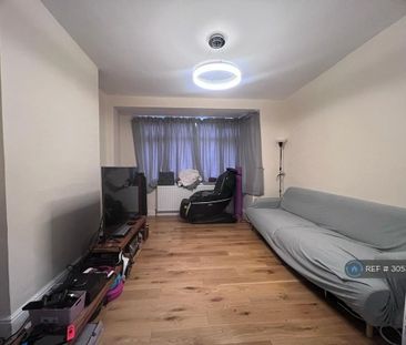 4 bedroom terraced house to rent - Photo 1