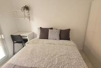 Carrer de Sant Lluís Bertran, Torrent, Valencian Community 46900