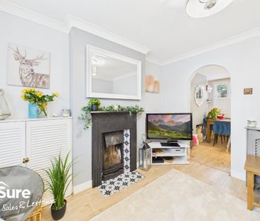 2 bedroom semi-detached house to rent - Photo 2