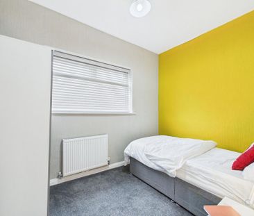 1 bedroom house of multiple occupation to rent - Photo 2