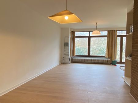 Residentieel gelegen één slaapkamer appartement langsheen het Citadelpark op wandelafstand van het Sint-Pietersstation. - Foto 3