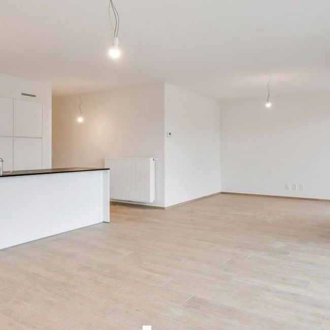 Appartement te huur in Roeselare voor € 795 met 2 slaapkamers - Photo 1