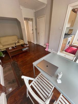 1 Bed Flat, Camden Street, NW1 - Photo 1