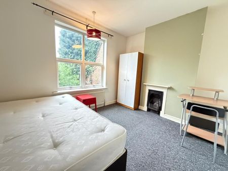 3 bedroom end of terrace house to rent - Photo 5