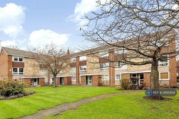 2 bedroom maisonette to rent - Photo 1