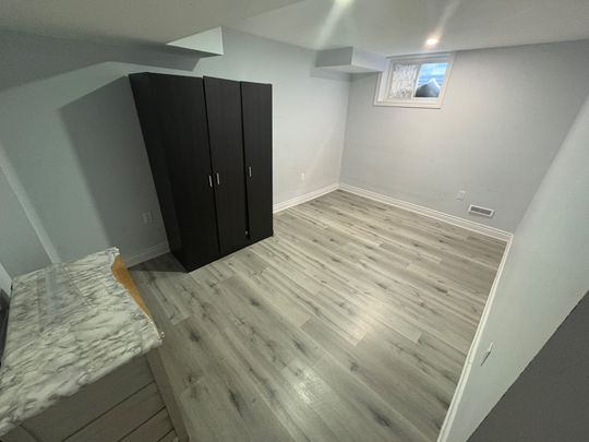 For Lease - 1445 Dyer Crescent Unit# Lower, London North, Ontario - Photo 1